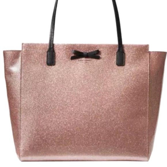 kate spade Handbags - NWT KATE SPADE LARGE TOTE